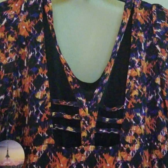 Short dress - Picture 6 of 8